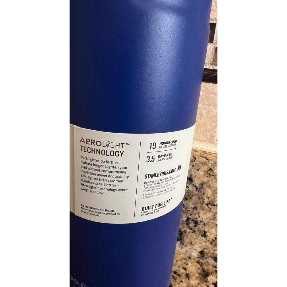 NWT Stanley Iceflow Bottle - 36oz - Picture 2 of 6